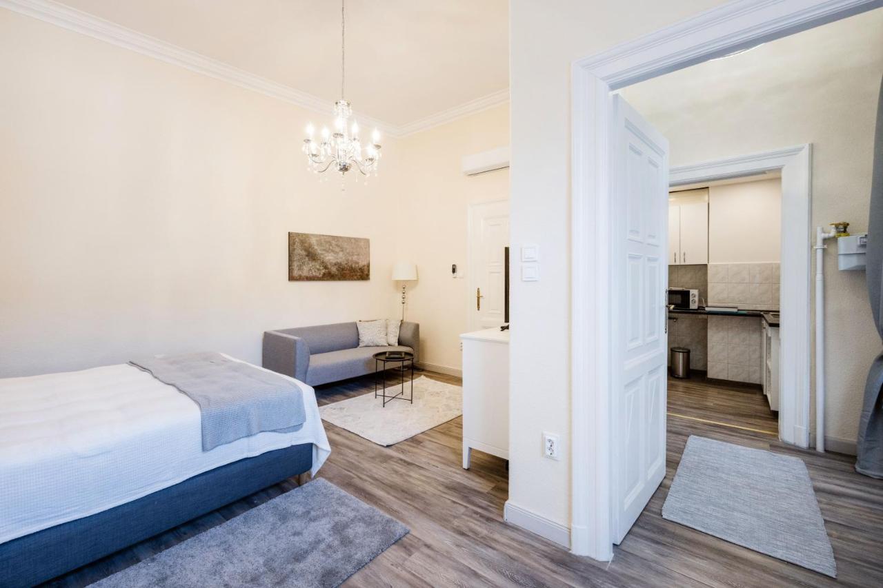 Andrassy 13 Center Apartment ブダペスト エクステリア 写真